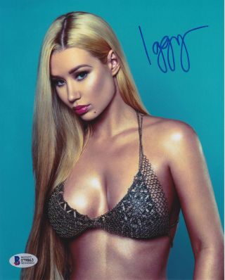 Iggy Azalea Signed 8x10 Photo - Sexy Bathing Suit Bikini Beckett Sticker Only