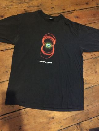 Vintage Pearl Jam T - Shirt.  Binaural 2000.  Size Large.