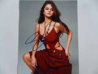 Selena Gomez - Spring Break 8x10 Photograph Signed Autographed