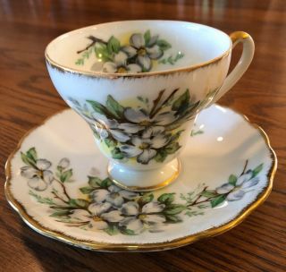 Vintage Royal Albert Bone China Tea Cup & Saucer White Dogwood Pattern