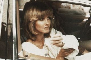Olivia Newton John - Great Headshot In A Car ??