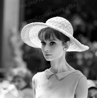 8x10 Print Audrey Hepburn Paris When It Sizzles 1964 Ah22