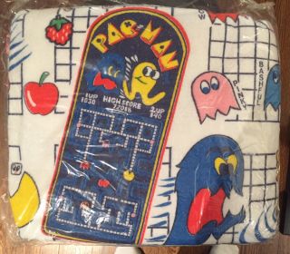 Vintage Pac Man Blanket 72”x 90” Twin/Full.  Poly,  Washable,  Orig packaging 2