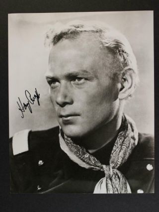 Cowboy Actor Harry Carey Jr.  (1921 - 2012) Autograph 8 X 10 Photo