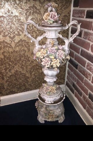 Vintage Capodimonte 3 Piece Vase With Pedestal Flower Lidded Vase/urn