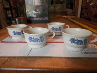 Pfaltzgraff Yorktowne Set Of 4 Coffee Tea Or Soup Cups