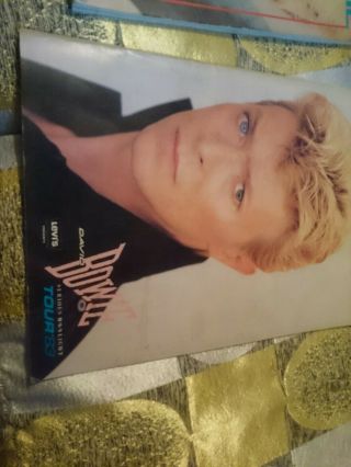 DAVID BOWIE An Illustrated Record BOOK UK 1981 and 1983 tour booklet 2