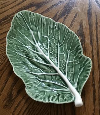 Bordallo Pinheiro Portugal Cabbage Leaf Green Footed Serving Bowl Dish 10.  25 "