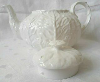 White Wedgwood Countryware Tea Pot Bone China Vintage Circa 1995