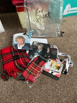 Rod Stewart Blood Red Roses Tour Vip Pack