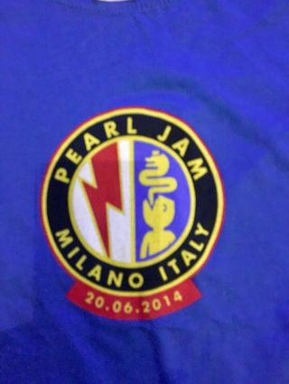 Pearl Jam T - Shirt.  Official 2014 Tour Milan.  Italy Unworn Rare