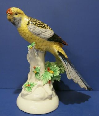Mottahedeh Bird Figurine Parrot On Perch Italy