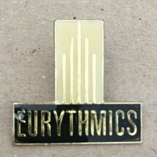 Eurythmics Very Rare Metal Badge Pin Annie Lennox 80s Memorabilia Sweet Dreams