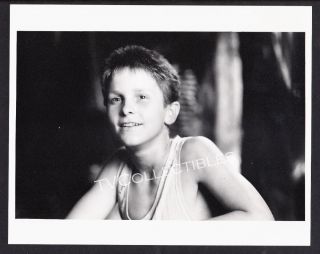 8x10 Photo Empire Of The Sun 1987 Christian Bale Backstage Candid Smile Cs