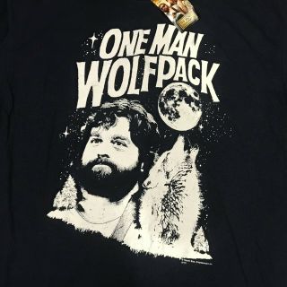 The Hangover Movie T Shirt Mens Xl One Man Wolfpack Zach Galifianakis Novelty