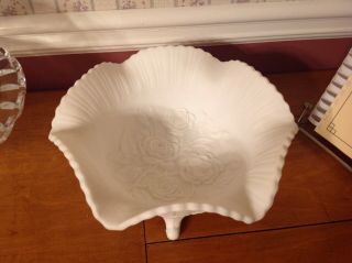Vintage Westmoreland White Satin Milk Glass Rose Design Bowl Dish 3