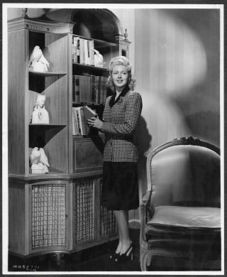 Lana Turner 1940s At Home Candid Promo Photo 1940s Fashion Dress