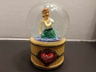 I Love Lucy Grape Stomping Snow Globe Music Box.  Lucille Ball 50th Anniversary