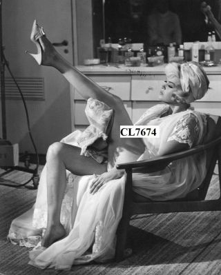 Jayne Mansfield In A Nightgown On The Movie Set Of 