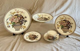 Clarice Cliff,  Ophelia,  Brown,  Newport Pottery Company 2 - 6 Piece Place Settings
