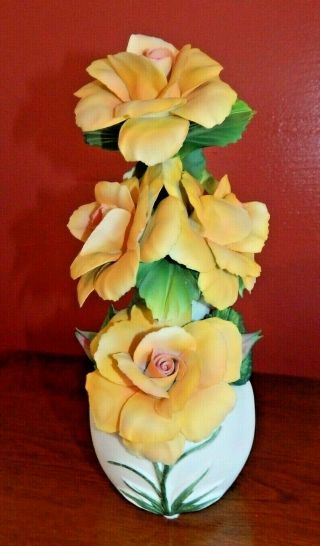 Vintage Capodimonte Yellow Rose Flower Vase Centerpiece 9 Inches Tall Italy Rare
