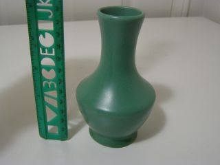 Vintage Descanso Green Catalina Island pottery Bud vase 300 2