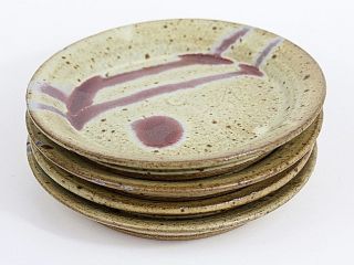 Studio Art Pottery 7.  5 " Plates Set Of 4 Signed,  Hand Thrown Red Tan Beige