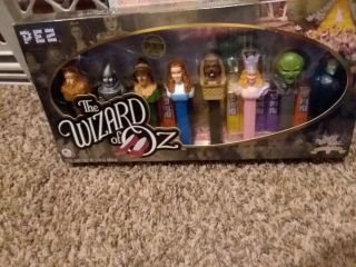 Wizard of Oz 10 piece set,  8 charactor limited PEZ,  18 