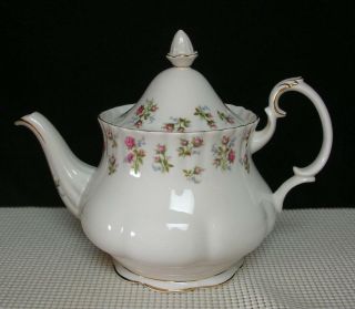 Winsome Royal Albert Large 6 Cup Teapot Bone China Euc