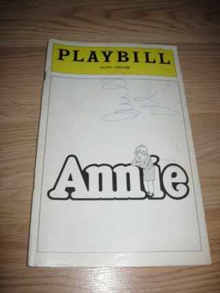 1977 Annie On Broadway Playbill Signed By Andrea Mcardle/little Orphan/free Ship