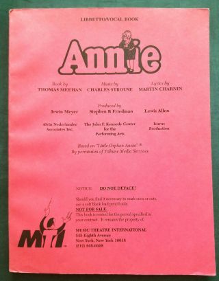 Annie The Musical - Libretto Vocal Book - Music Theatre International