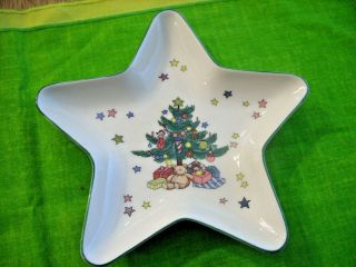 Nikko Christmas Tree Star Shaped Candy Nut Dish Japan White W/green Rim Stars