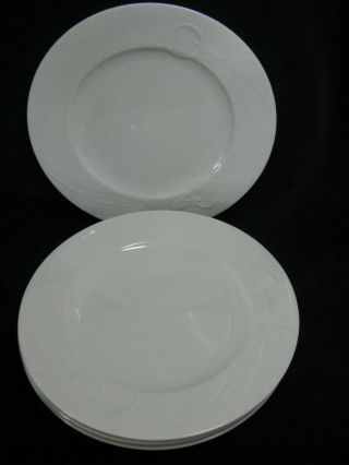 4 Mikasa Classic Flair White Dinner Plates