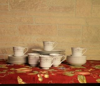 Vintage Service For 6 Wade Diane Fine Porcelain China 4 Piece Place Setting 26pc