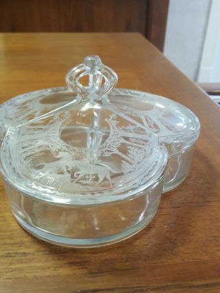 Vintage Covered 3 Section Glass Divided Candy/Nut Dish Woodland Etching Clear 2