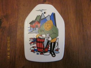 Vintage Figgjo Flint NORWAY Wall Plaque.  Norway.  Fisher cleaning fish 2