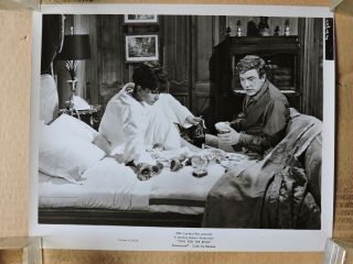 Audrey Hepburn And Albert Finney Eating In Bed Orig Photo 1967 Two For The Road