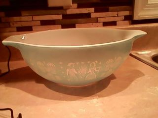 Vintage Pyrex 444 4qt Turquoise Amish Butterprint Cinderella Mixing Bowl