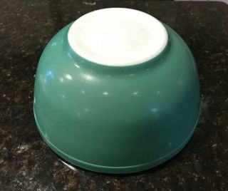 Pyrex Green Mixing Bowl Vintage Pat Off T.  M.  Reg 8.  5” Diameter