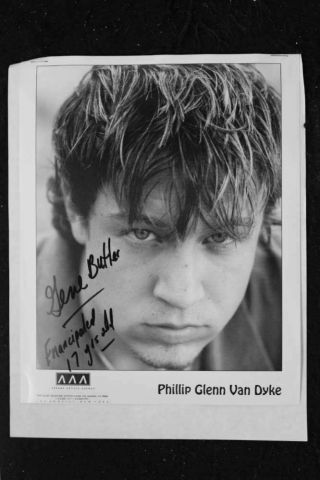 Phillip Van Dyke - 8x10 Headshot Photo W/ Resume