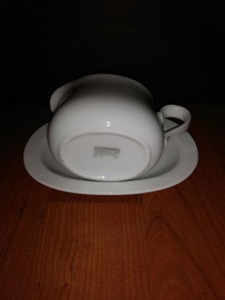 Corning Corelle Winter Frost White Gravy Boat with underplate. 3