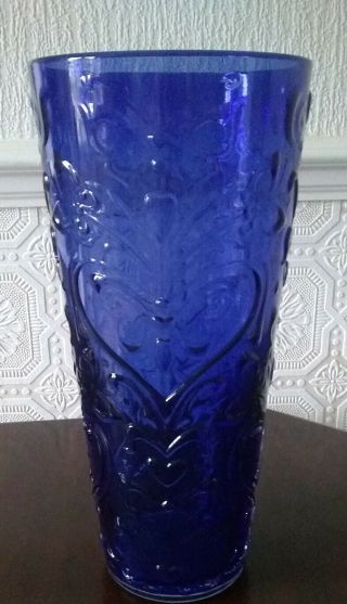 Dartington Crystal Large Purple Vase Designed By Laurence Llewellyn Bowen