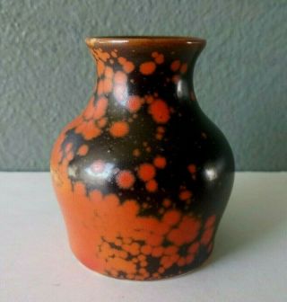 PIGEON FORGE POTTERY - RARE RED & BLACK GLAZED MINIATURE VASE SIGNED H.  SHULTS 2