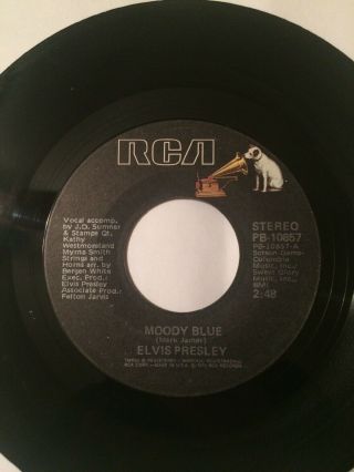 Elvis Presley Moody Blue / She Thinks I Still Care Pb 10857 Rca - 7 " 45rpm - Vg