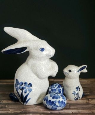 VTG The Potting Shed Dedham Pottery Signed Rabbit & Baby 2 matching Floral Eggs 3