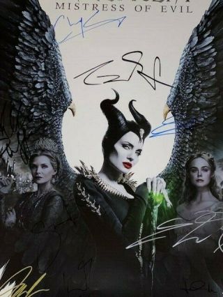 Maleficent Mistress of Evil DS Movie Poster CAST SIGNED Premiere Angelina Jolie 3