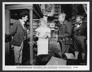 Photo Wonderful World Of The Brothers Grimm 1963 Laurence Harvey Barbara Eden