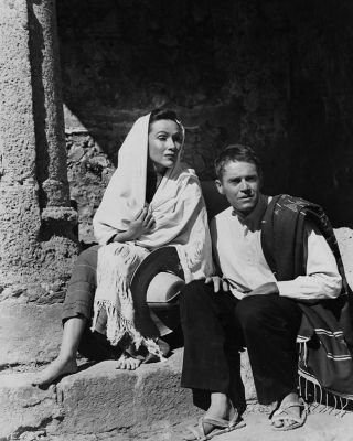 Dolores Del Rio,  Henry Fonda - The Fugitive (1947) - 8 1/2 X 11