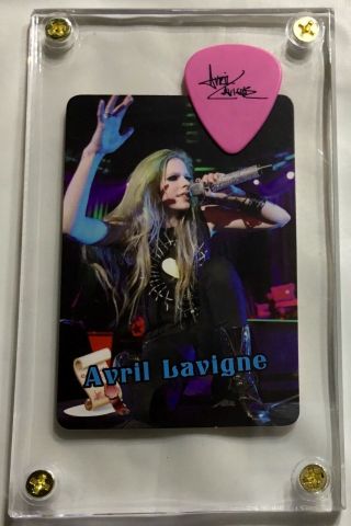 Rare Avril Lavigne Hong Kong Yes Trading Card,  2008 Tour Guitar Pick Display