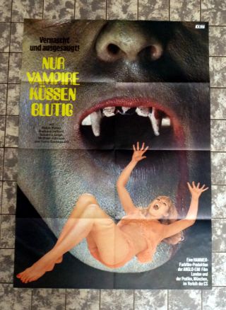Lust For A Vampre German 1 - Sheet Filmposter 23x33inch 1973 Hammer Leigh,  Bates